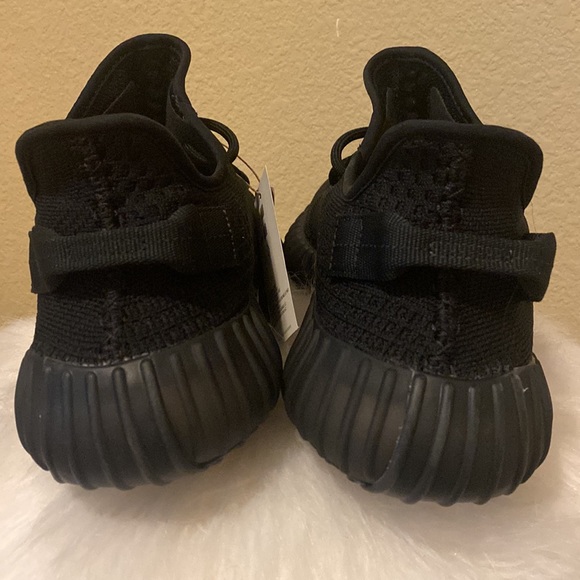 Yeezy Boost 350 V2 Onyx Mens 12 - Picture 2 of 12